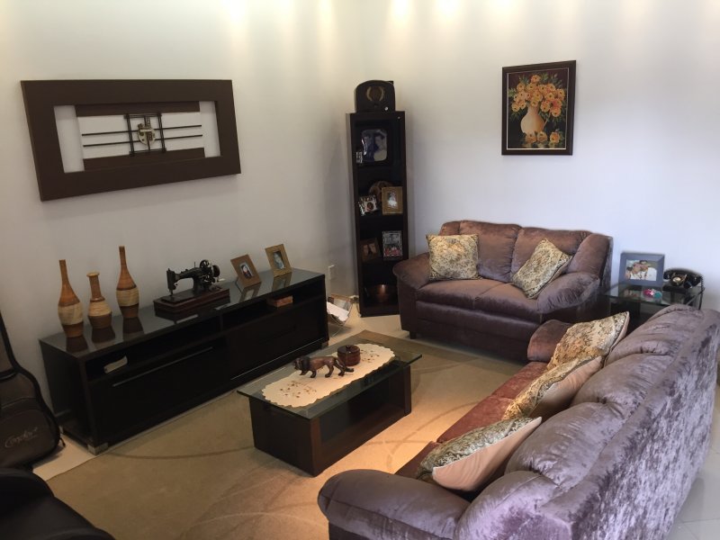 Casa à venda VICENTE PIRES com 500m² e 4 quartos por R$ 1.250.000 - 1402255318-43c1fac2-2f87-4e65-8289-59292732a30d.jpeg