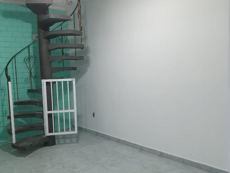 Casa à venda Estuário com 143m² e 4 quartos por R$ 500.000 - 591805247-sala-3.jpeg