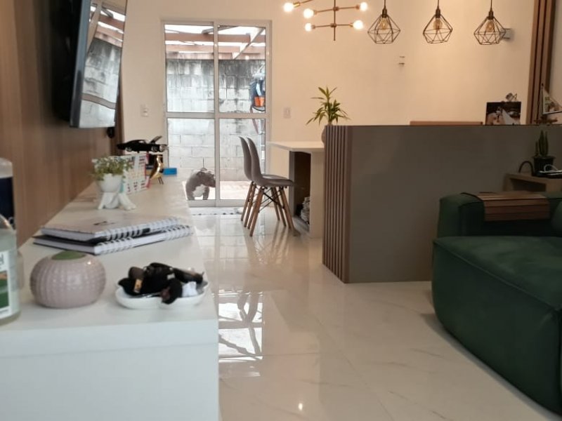 Casa à venda Lot. Dinora Rosa com 65m² e 2 quartos por R$ 255.000 - 1636024267-photo-2021-04-19-17-09-58-1.jpg