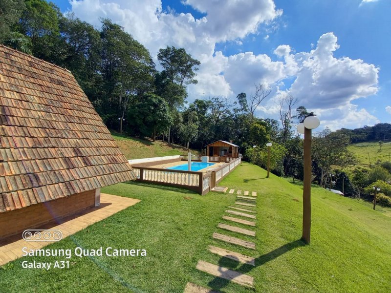 imóvel com 22000m² - Centro - Biritiba-mirim