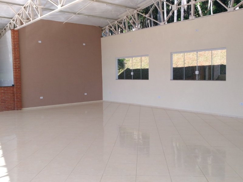 imóvel com 22000m² - Centro - Biritiba-mirim