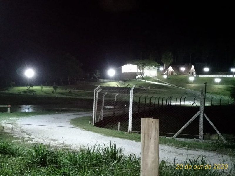 imóvel com 22000m² - Centro - Biritiba-mirim