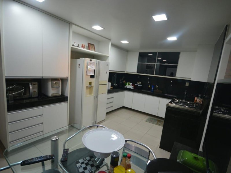 Cobertura à venda Madalena com 400m² e 4 quartos por R$ 1.600.000 - 178213254-efba4c8c-2532-43c1-82d0-6e7188abb62f.jpeg