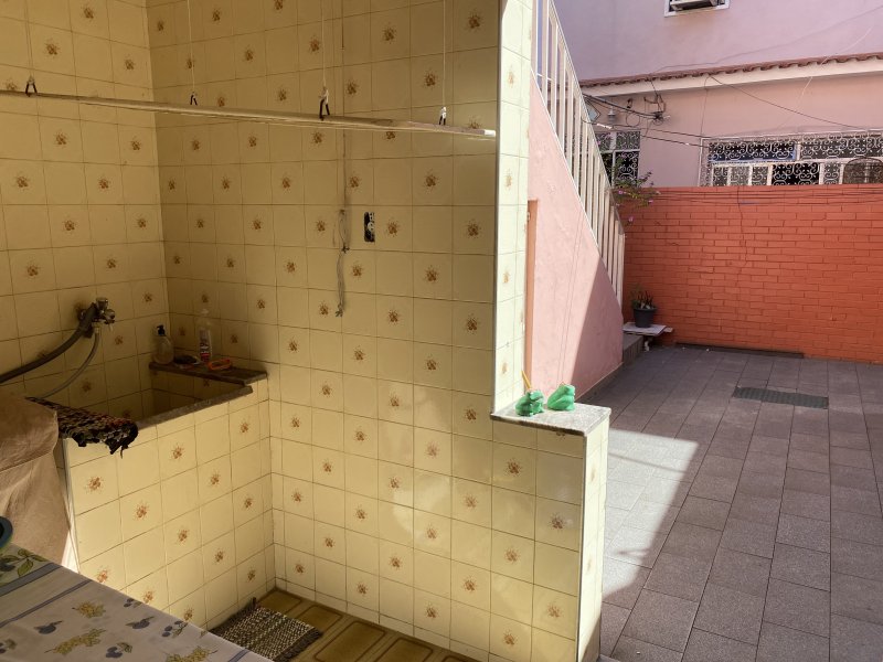 Casa à venda Vila Meriti com 240m² e 6 quartos por R$ 600.000 - 41073908-imagem-jpeg-56.jpeg