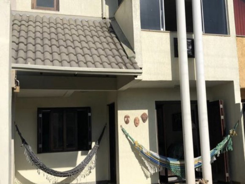 Casa à venda Centro com 110m² e 3 quartos por R$ 399.000 - 489440309-ea0123e6-a2d2-4221-9ce6-8bcc23ca950c.jpeg