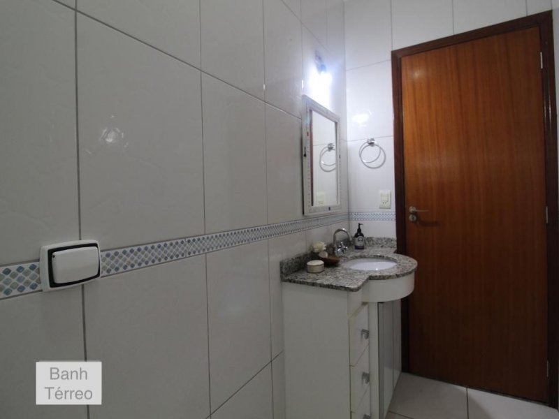 imóvel com 238m² - Nova Gerti - São Caetano do Sul