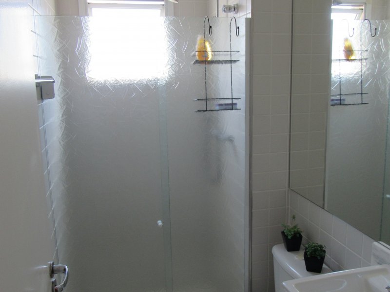 Apartamento à venda Pinheiros com 53m² e 2 quartos por R$ 912.000 - 906881044-banheiro.JPG