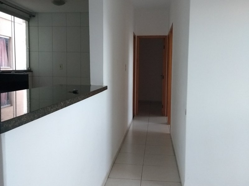 Apartamento à venda Jardim Maria Inês com 67m² e 3 quartos por R$ 148.000 - 489068361-img-20180311-180436009-1.jpg
