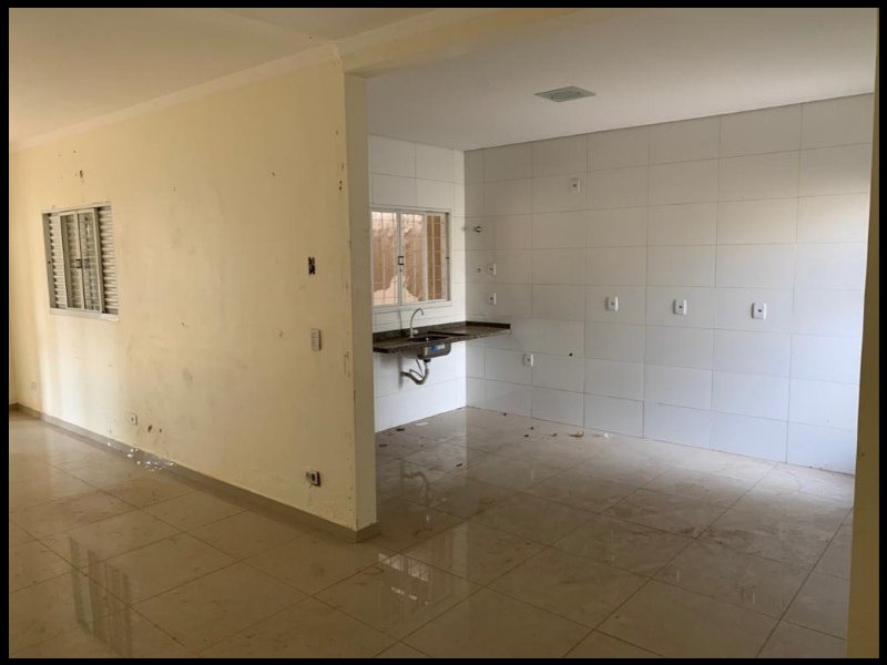 Casa à venda Guanandi com 359m² e 3 quartos por R$ 380 - 207470224-18.jpg
