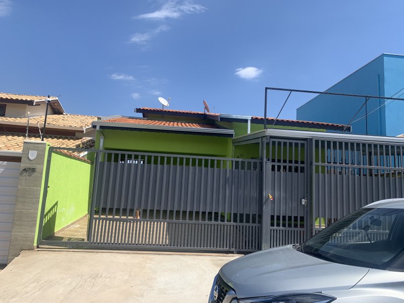 Casa à venda Jardim Europa com 250m² e 3 quartos por R$ 550.000 - 1409028727-a494d1f5-d7e7-48be-922b-2088d04dc996.jpeg