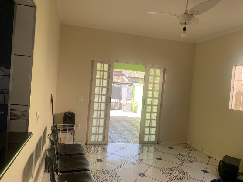 Casa à venda Jardim Europa com 250m² e 3 quartos por R$ 550.000 - 2025581307-8e339556-ed3b-4d8c-b3b9-4c918c763a1b.jpeg