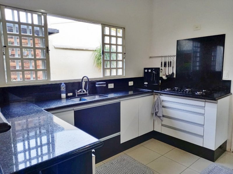 Casa à venda Jardim Chapadão com 260m² e 3 quartos por R$ 799.000 - 1090934822-fe0689d0-0506-48b8-94aa-513d439fdc36.jpg