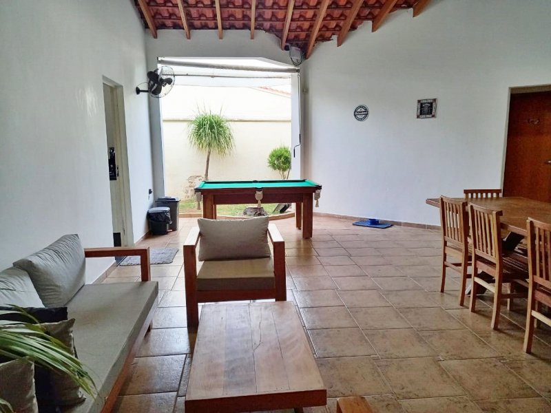 Casa à venda Jardim Chapadão com 260m² e 3 quartos por R$ 799.000 - 1560284519-6a38d40f-c88b-4e3f-a9c0-609cb6999e68.jpg
