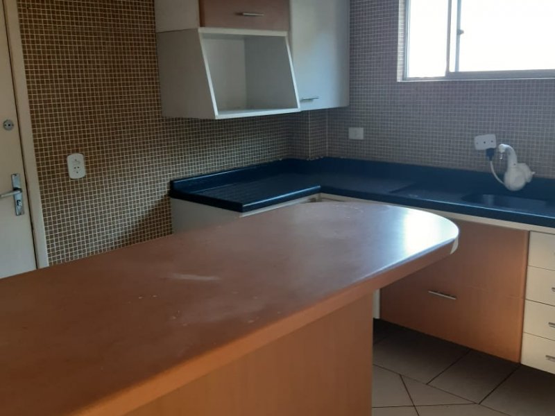 Apartamento à venda Guaíra com 93m² e 3 quartos por R$ 280.000 - 246254629-whatsapp-image-2021-04-25-at-20.jpeg