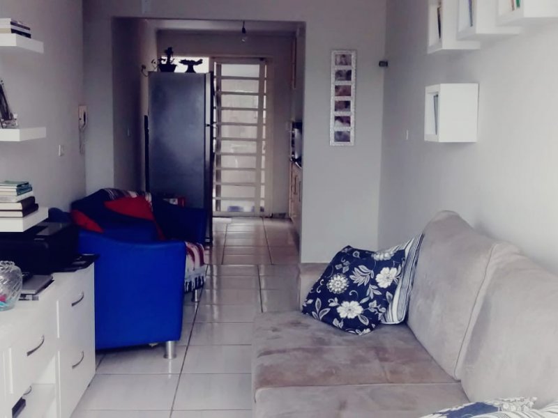 Casa de condomínio à venda Ronda com 60m² e 2 quartos por R$ 150.000 - 927305697-sala-para-dois-ambientes.jpg