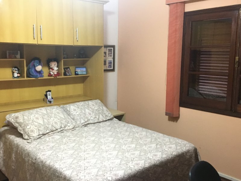 Casa à venda Jardim Paulistano com 290m² e 3 quartos por R$ 720.000 - 2121687430-25dormitorio01.JPG