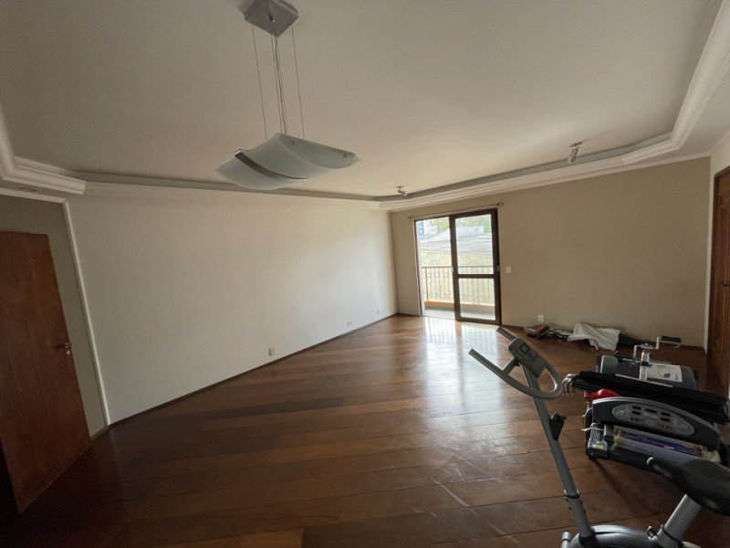 Apartamento à venda Centro com 120m² e 3 quartos por R$ 690.000 - 2093166643-sala-sem-moveis-2.jpeg