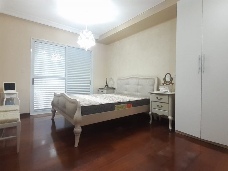 imóvel com 180m² - Vila Adyana - Sao Jose dos Campos