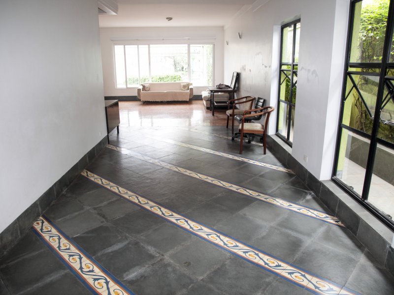 Casa à venda Vila Inah com 450m² e 5 quartos por R$ 2.000.000 - 827027028-img-0804k.JPG