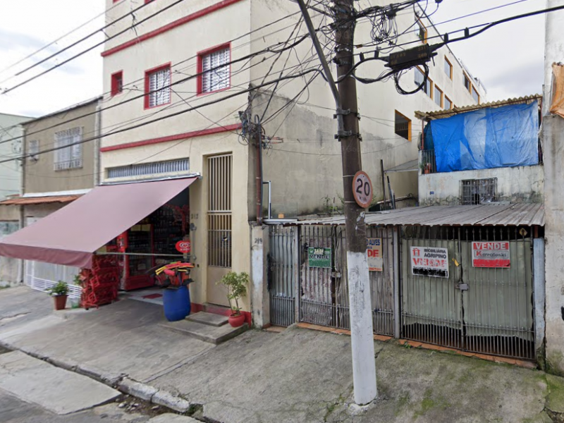 Casa à venda Vila das Mercês com 200m² e 2 quartos por R$ 350.000 - 2042993201-frente-da-casa.png