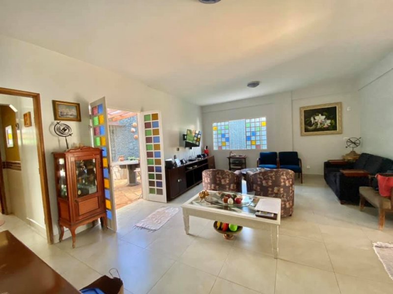 Casa à venda St. Jao com 297m² e 4 quartos por R$ 1.480 - 193956433-174113542-10226772536159002-5374531071663495510-n.jpg