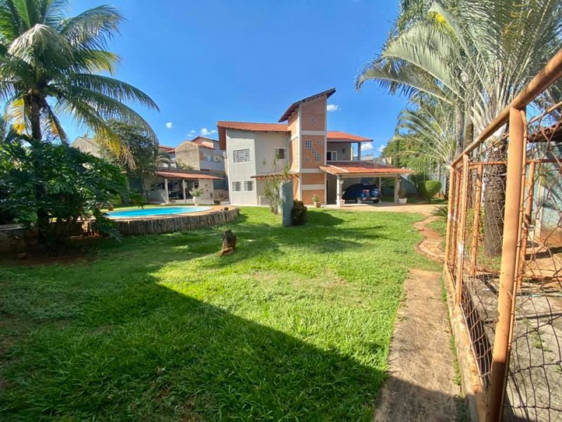 Casa à venda St. Jao com 297m² e 4 quartos por R$ 1.480 - 36451725-173492582-10226772533918946-7568415950872217039-n.jpg