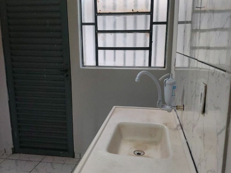 Casa à venda São Sebastião com 200m² e 2 quartos por R$ 115.000 - 1667945580-e33123d0-98c6-4fa2-8b10-3957c3e79f68.jpg