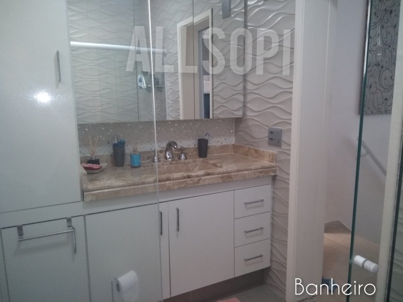 Casa à venda Tijuca com 120m² e 3 quartos por R$ 820.000 - 1664511638-collagemaker-20210414-120535687.jpg