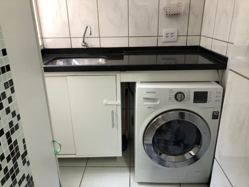 Apartamento à venda Jardim Botânico com 64m² e 2 quartos por R$ 270.000 - 1400221288-lavanderia6.jpg