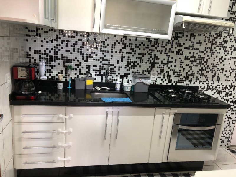 Apartamento à venda Jardim Botânico com 64m² e 2 quartos por R$ 270.000 - 1752413610-cozinha4.jpg