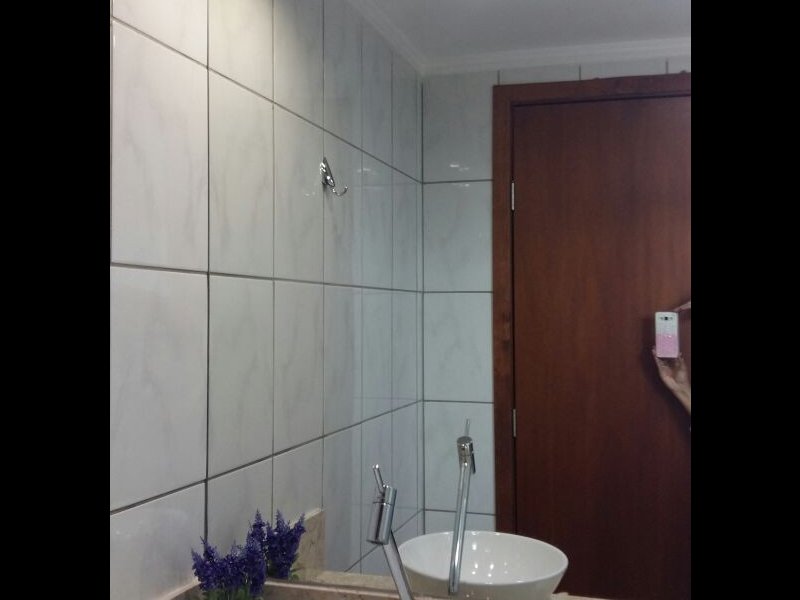 Apartamento à venda Jardim Botânico com 64m² e 2 quartos por R$ 270.000 - 594422678-banheiro-social3.jpg