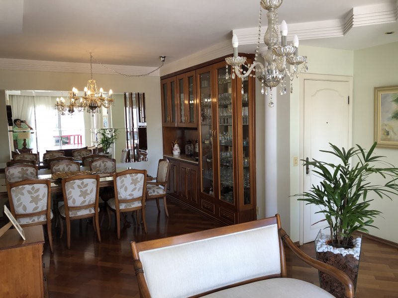 imóvel com 130m² - Vila Adyana - Sao Jose dos Campos