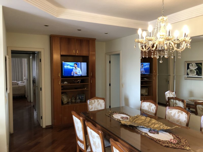 imóvel com 130m² - Vila Adyana - Sao Jose dos Campos