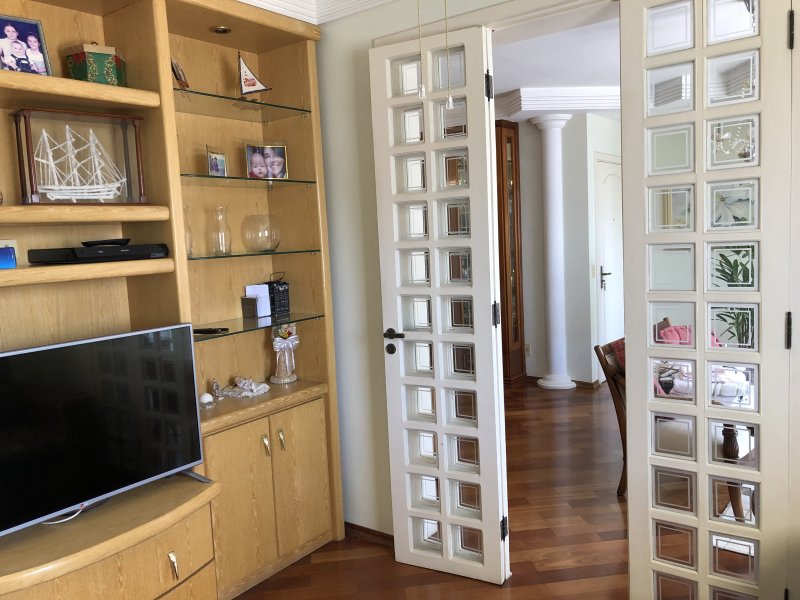 imóvel com 130m² - Vila Adyana - Sao Jose dos Campos