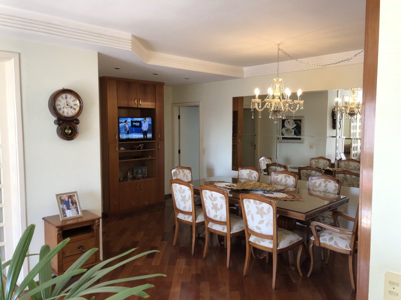 imóvel com 130m² - Vila Adyana - Sao Jose dos Campos