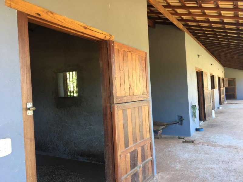 imóvel com 24m² - Jardim Ikes - Itaquaquecetuba