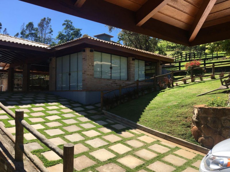 imóvel com 24m² - Jardim Ikes - Itaquaquecetuba
