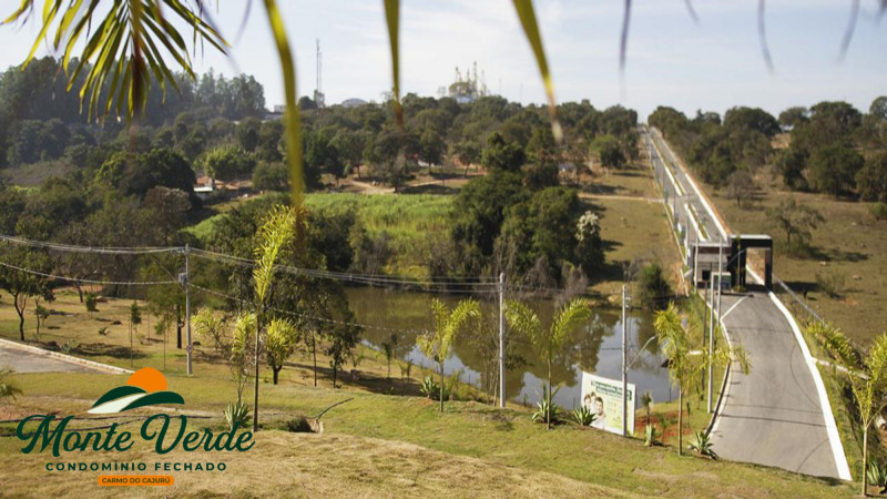 Terreno à venda Centro com 580m² e 0 quartos por R$ 160.000 - 1086789066-vista-da-entrada-do-condominio-page-0001.jpg