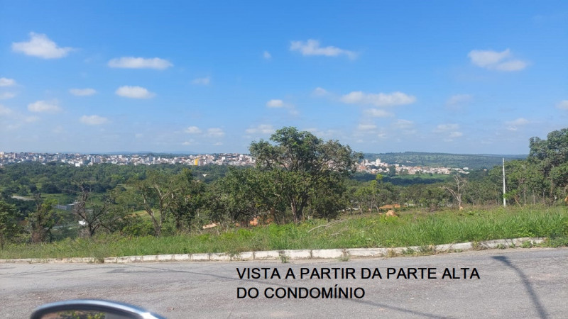 Terreno à venda Centro com 580m² e 0 quartos por R$ 160.000 - 1360981645-foto-da-vista-a-partir-da-parte-alta-do-condominio.jpeg