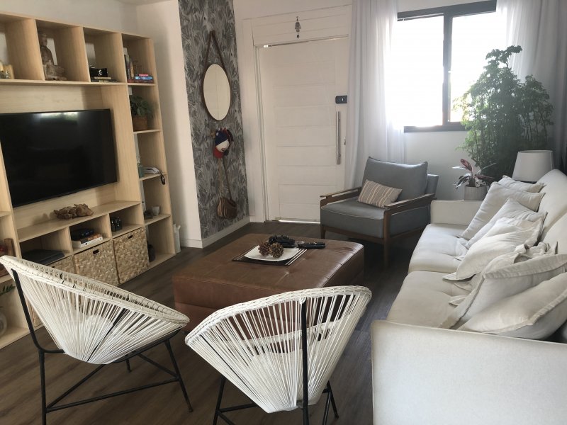 Casa de condomínio à venda Parque Rincão com 150m² e 4 quartos por R$ 900.000 - 791625621-23429274-4067-40ec-816d-739ff296d943.jpeg