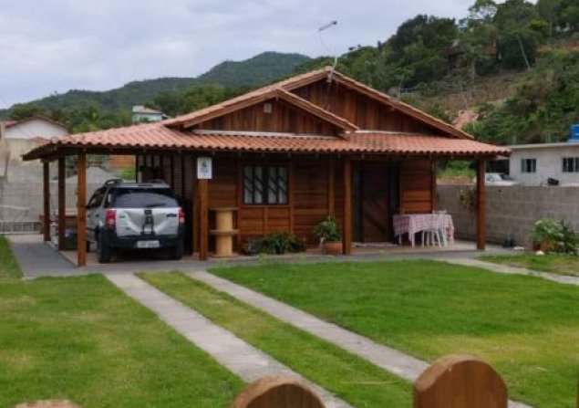 imóvel com 416m²