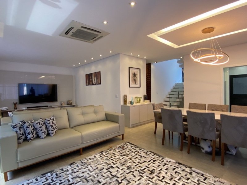 Casa de condomínio à venda Horto Florestal com 455m² e 4 quartos por R$ 4.989.000 - 2023398013-aab08144-2cdd-4e5a-a124-6cef8ca3770d.jpeg