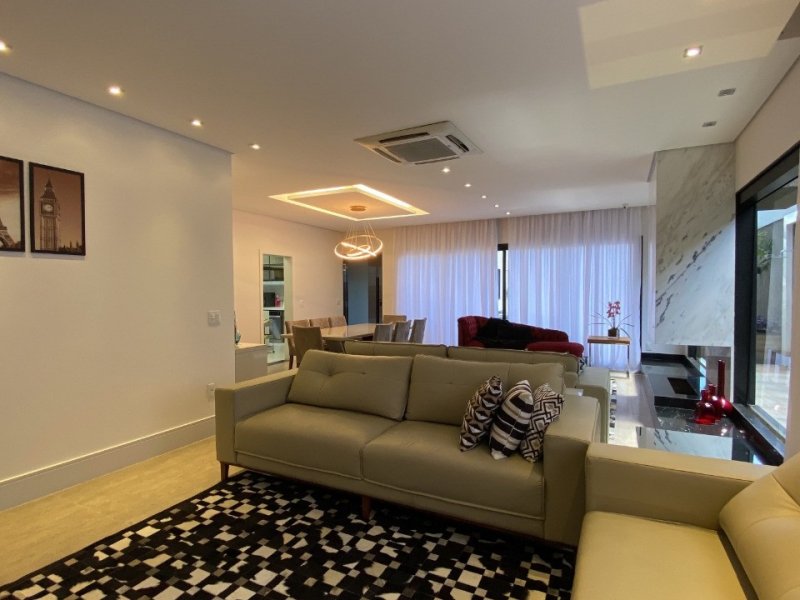 Casa de condomínio à venda Horto Florestal com 455m² e 4 quartos por R$ 4.989.000 - 2063216642-fa7f7b5f-f920-446c-9745-e1ec99aebf33.jpeg