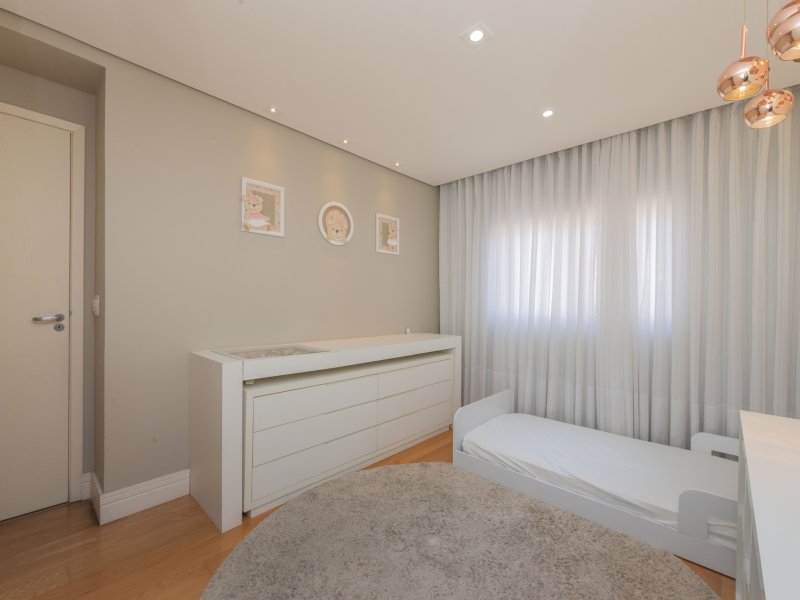 imóvel com 231m² - Boa Vista - Curitiba
