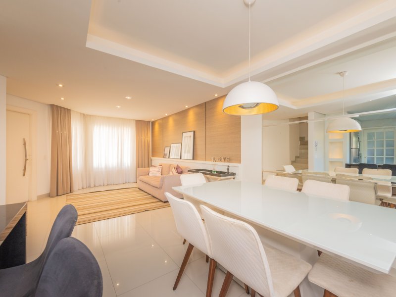 imóvel com 231m² - Boa Vista - Curitiba