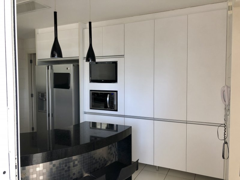 Apartamento à venda Vila Sofia com 189m² e 3 quartos por R$ 1.990.000 - 881150142-5f99a453-8141-4bdb-a71d-a64d533b06f2.jpeg