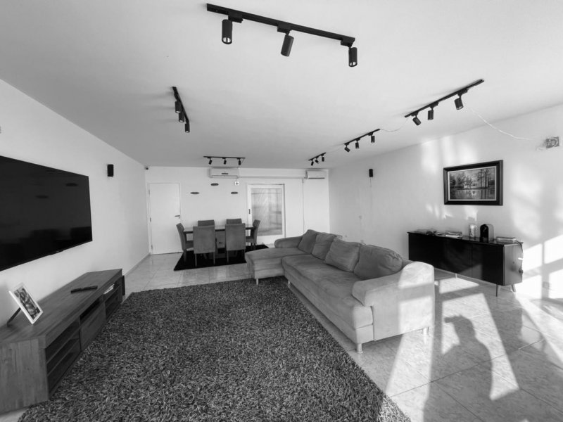 Apartamento à venda Aparecida com 237m² e 3 quartos por R$ 1.500.000 - 887323393-img-20210327-wa0040.jpg