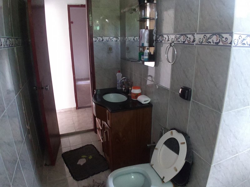 Casa à venda Bonsucesso com 180m² e 4 quartos por R$ 235 - 1946490099-img-20210430-140603903.jpg