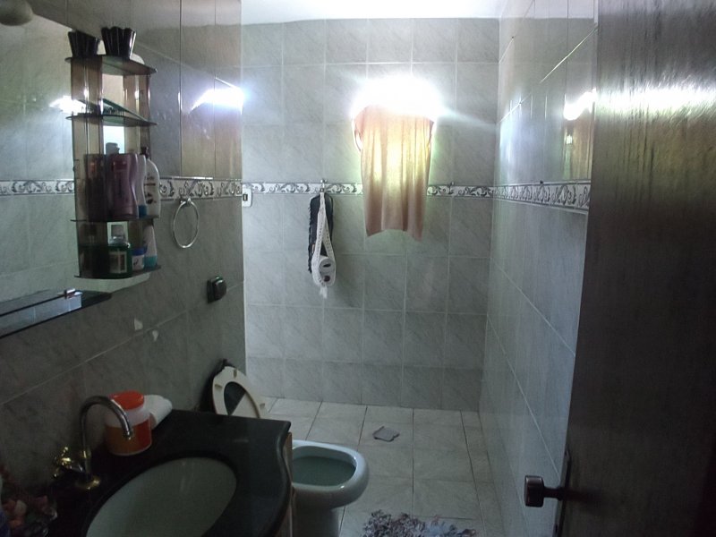 Casa à venda Bonsucesso com 180m² e 4 quartos por R$ 235 - 56505722-img-20210430-140549192.jpg