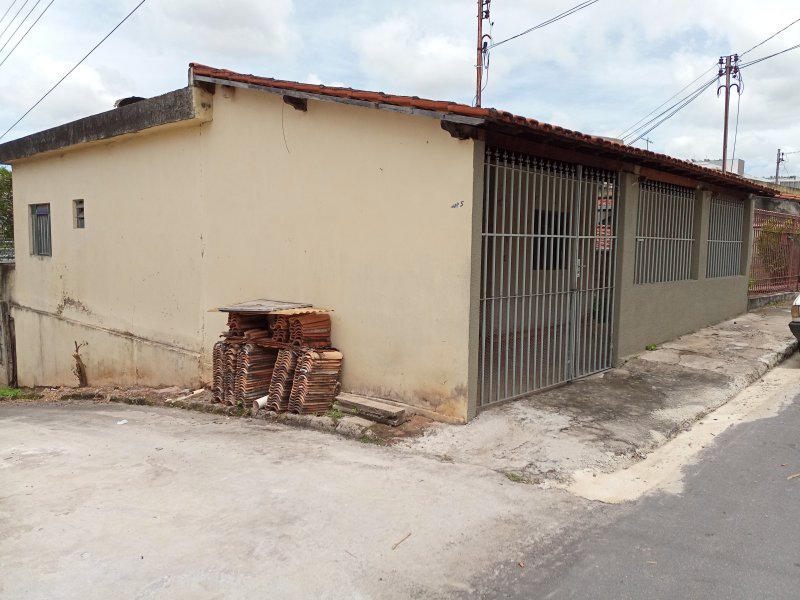 Casa à venda Afonso Pena com 60m² e 3 quartos por R$ 240.000 - 236609151-img-20210215-114139-382.jpg